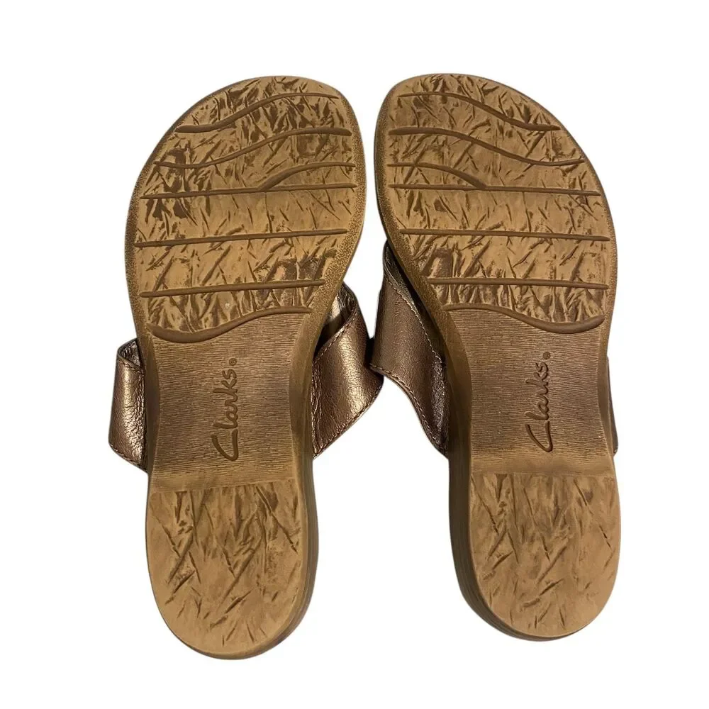 Clarks Sandals Women's Size 6 Metallic Platform Leather